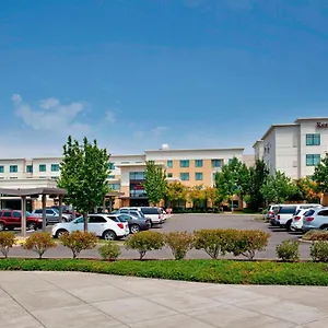 https://residence-inn-portland-airport-at-cascade-station.portland-hotels.info